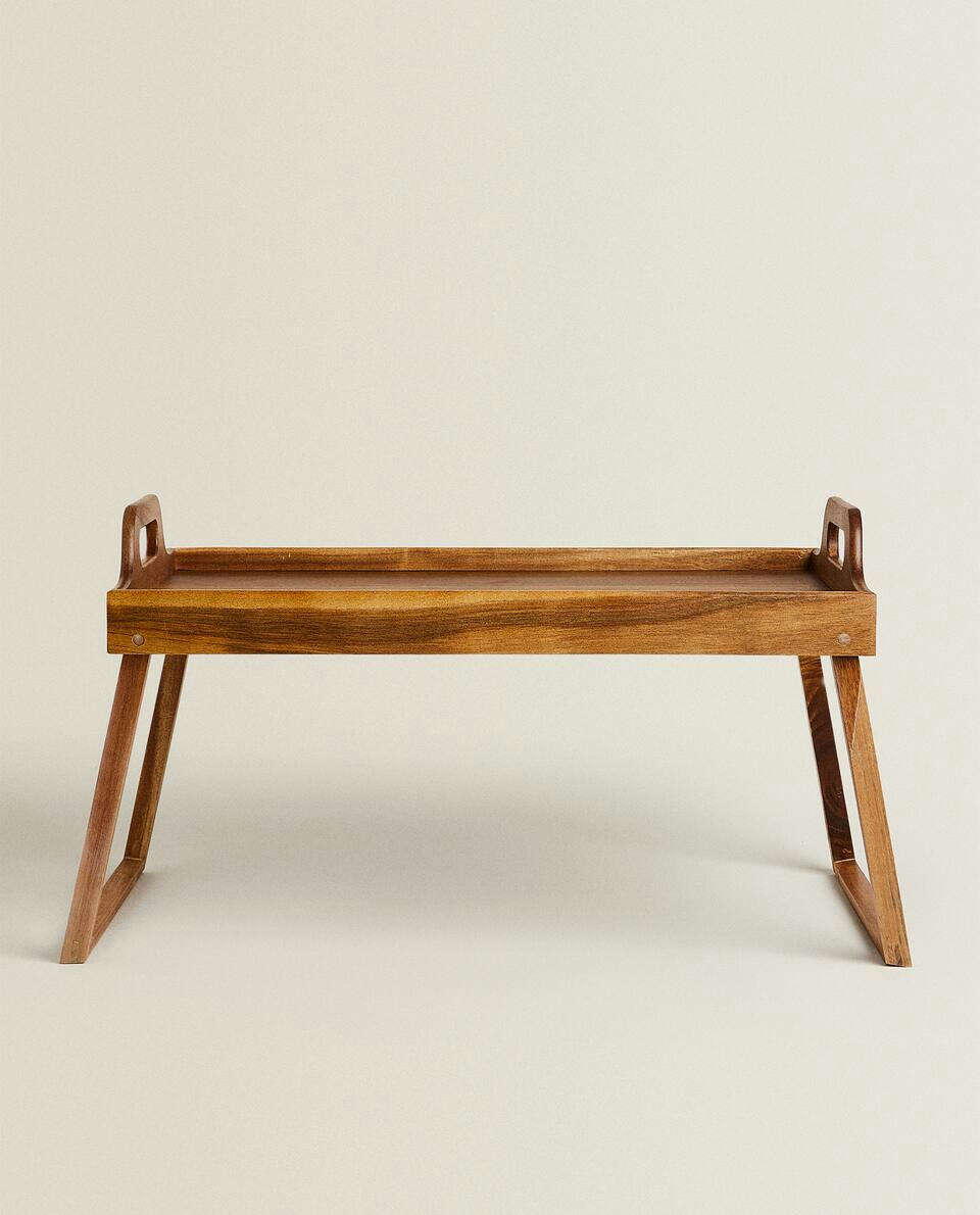 FOLDABLE TRAY WITH HANDLES