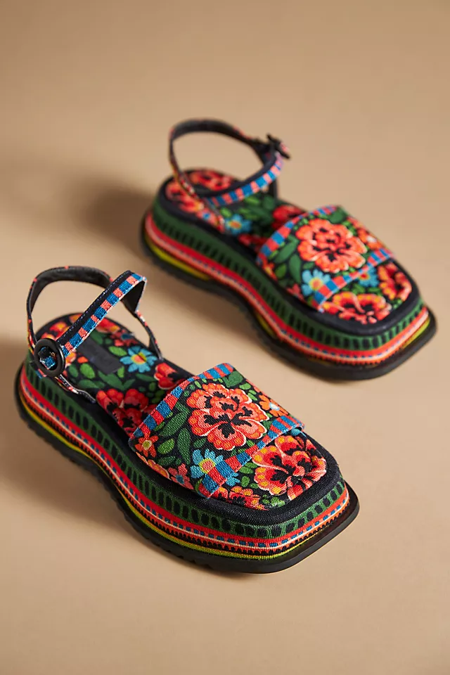 Farm Rio Spring Delight Sandals BLACK MOTIF