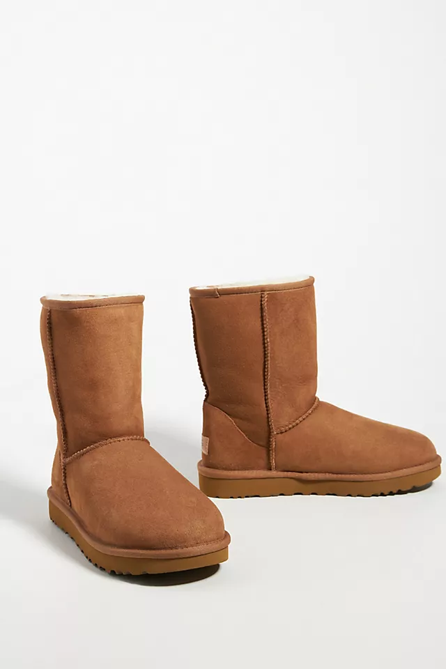 UGG Classic II Short Boots HONEY