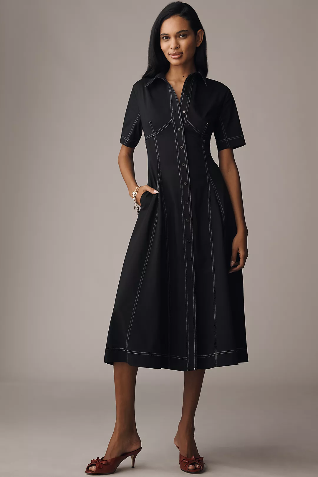 Exquise Short-Sleeve Seamed Pleated Midi Dress