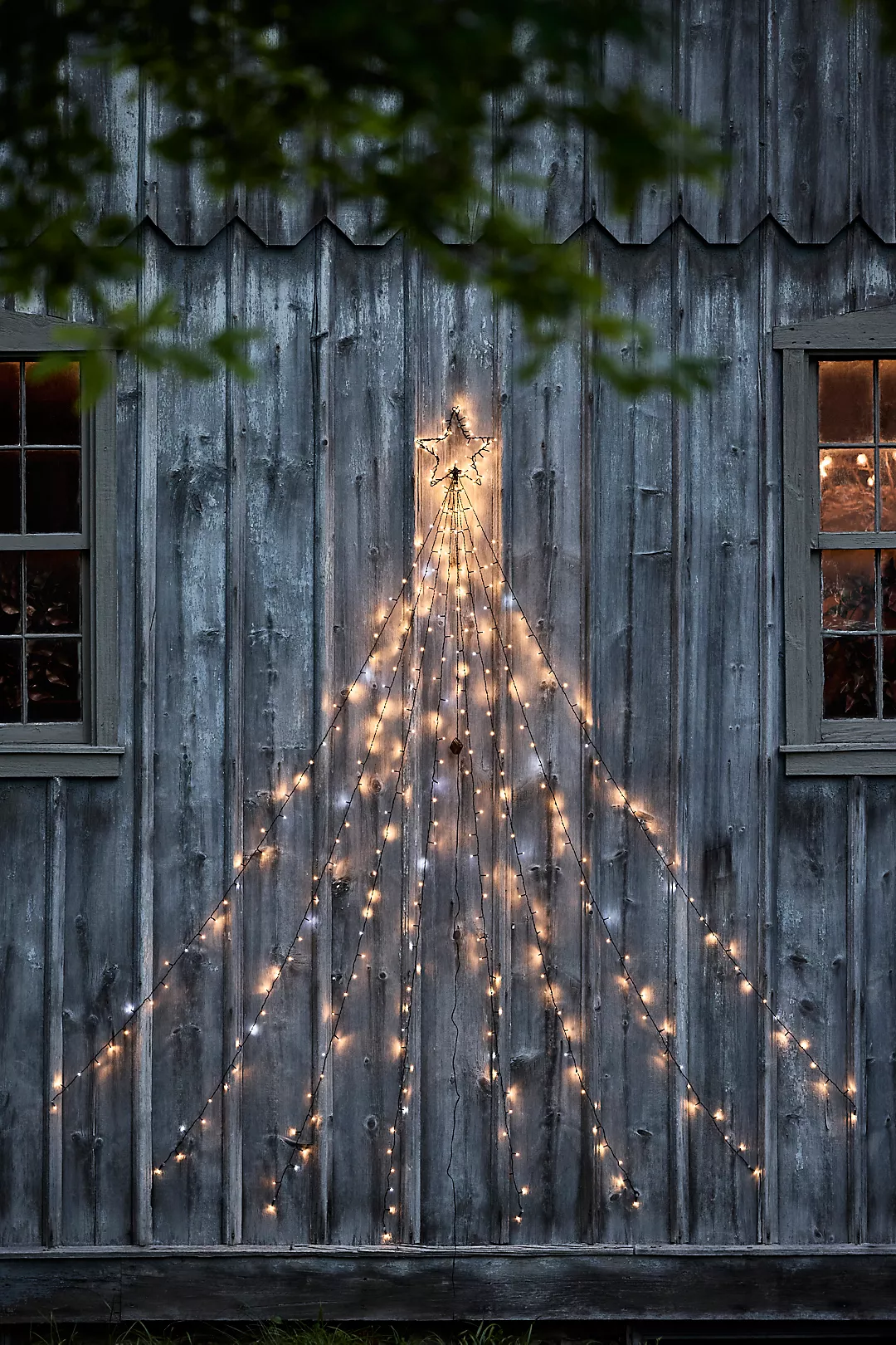Star Topped Twinkling Cascade Garland