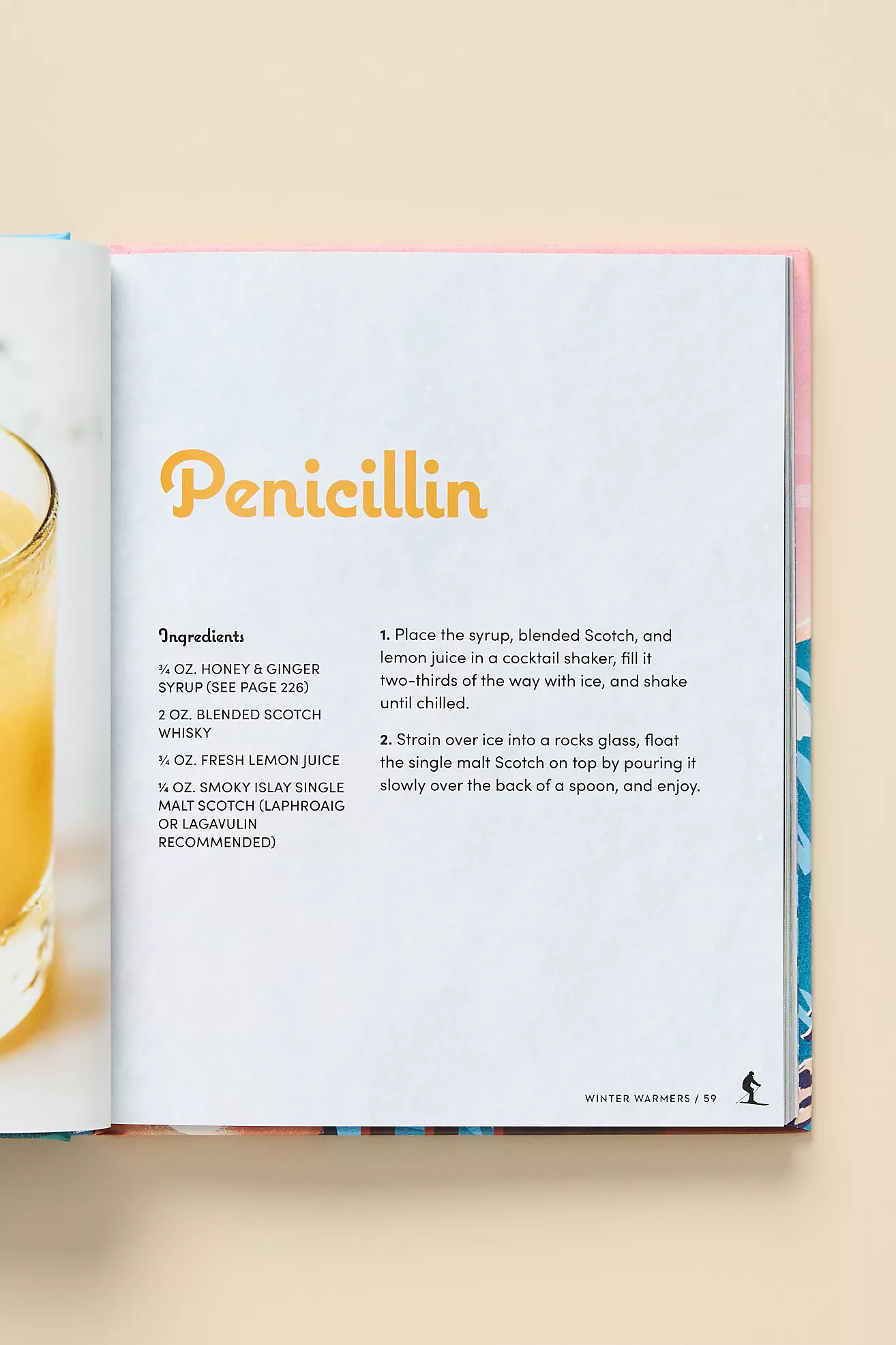 Après Ski: 100 Cozy Cocktail Drinks