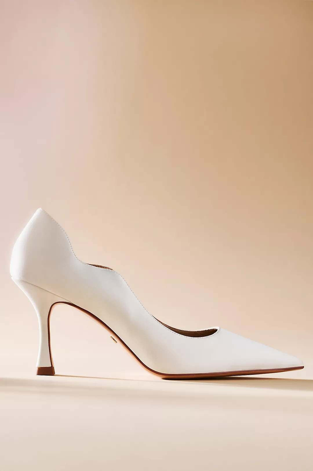 Lola Cruz Wavy Pumps