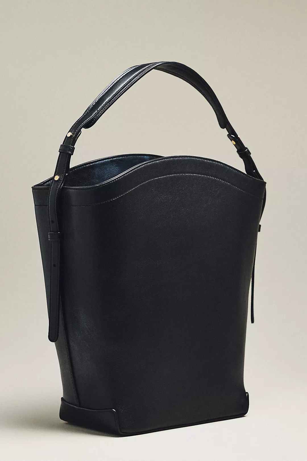 Flattered Joyce Leather Bucket Bag
