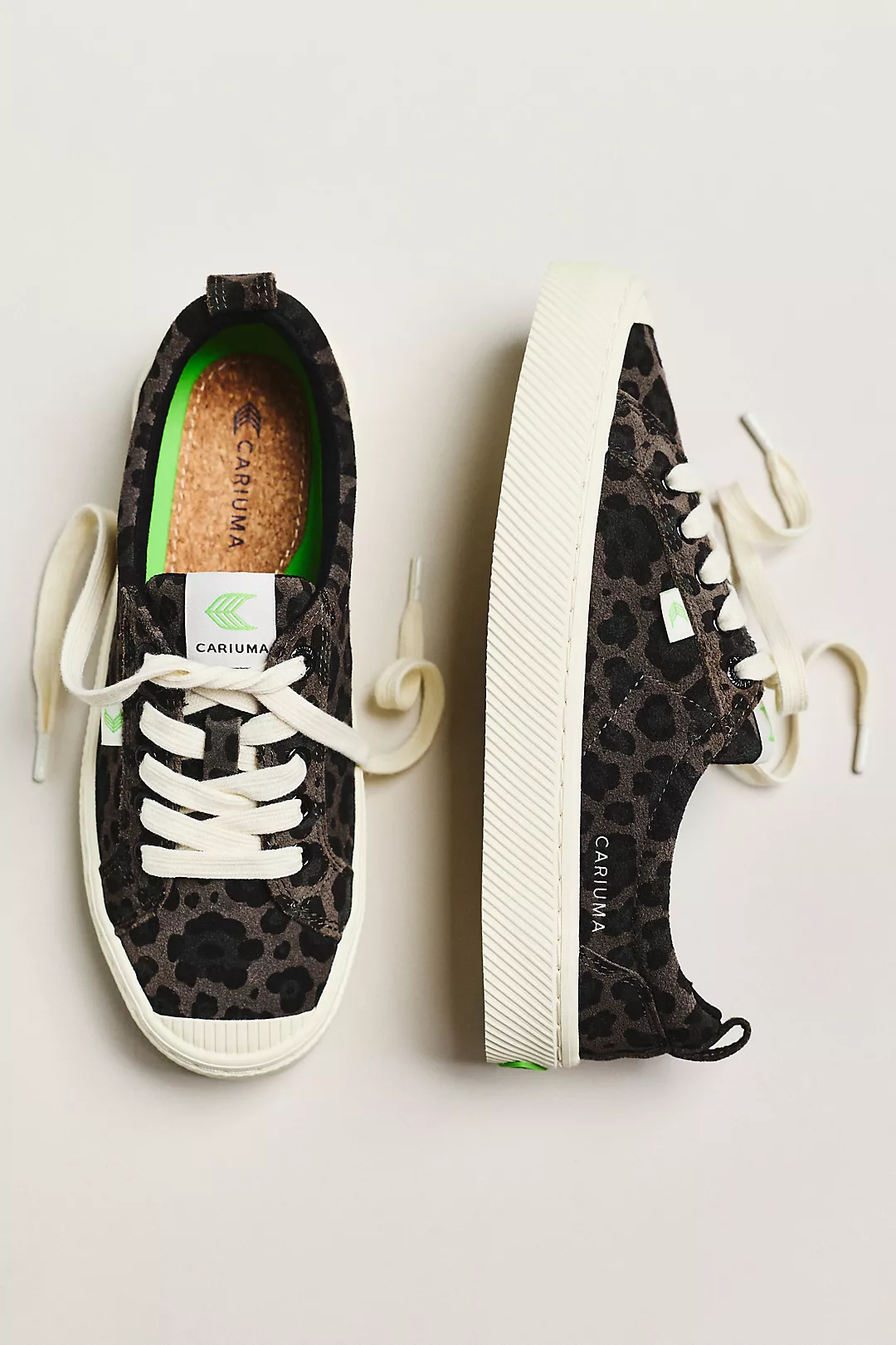 Cariuma OCA Low Sneakers
