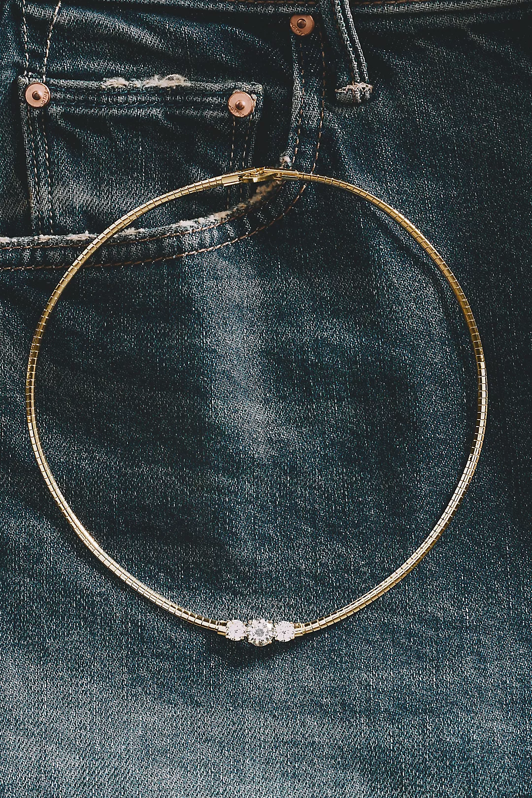 Delicate Glam Collar Necklace