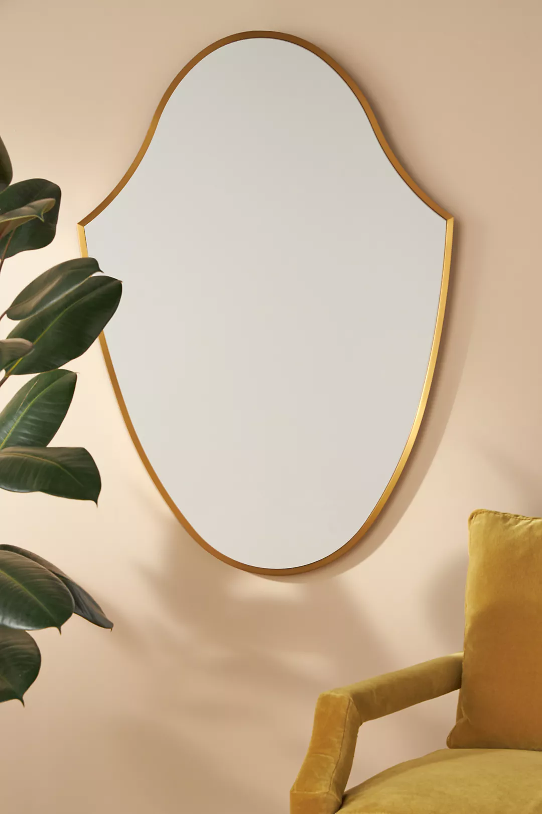 Crest Metal Mirror