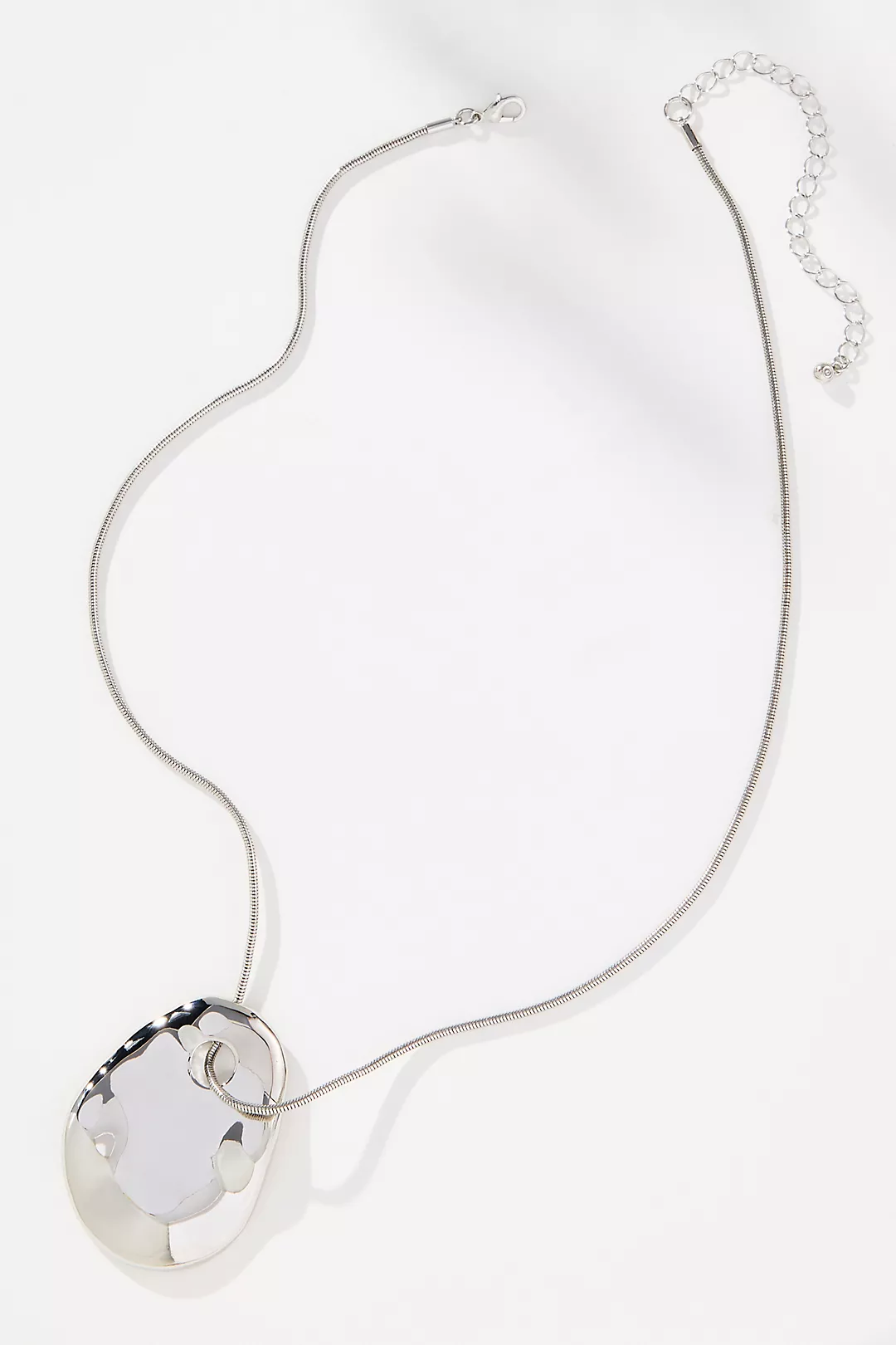 Delicate Sleek Pendant Necklace