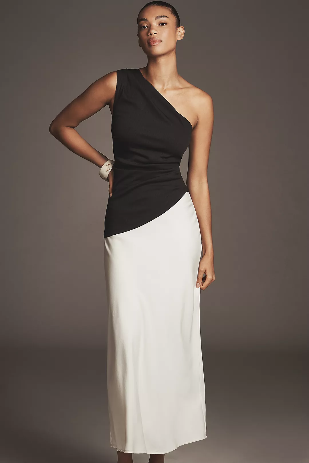 SOVERE Aura One-Shoulder Ruched Maxi Dress