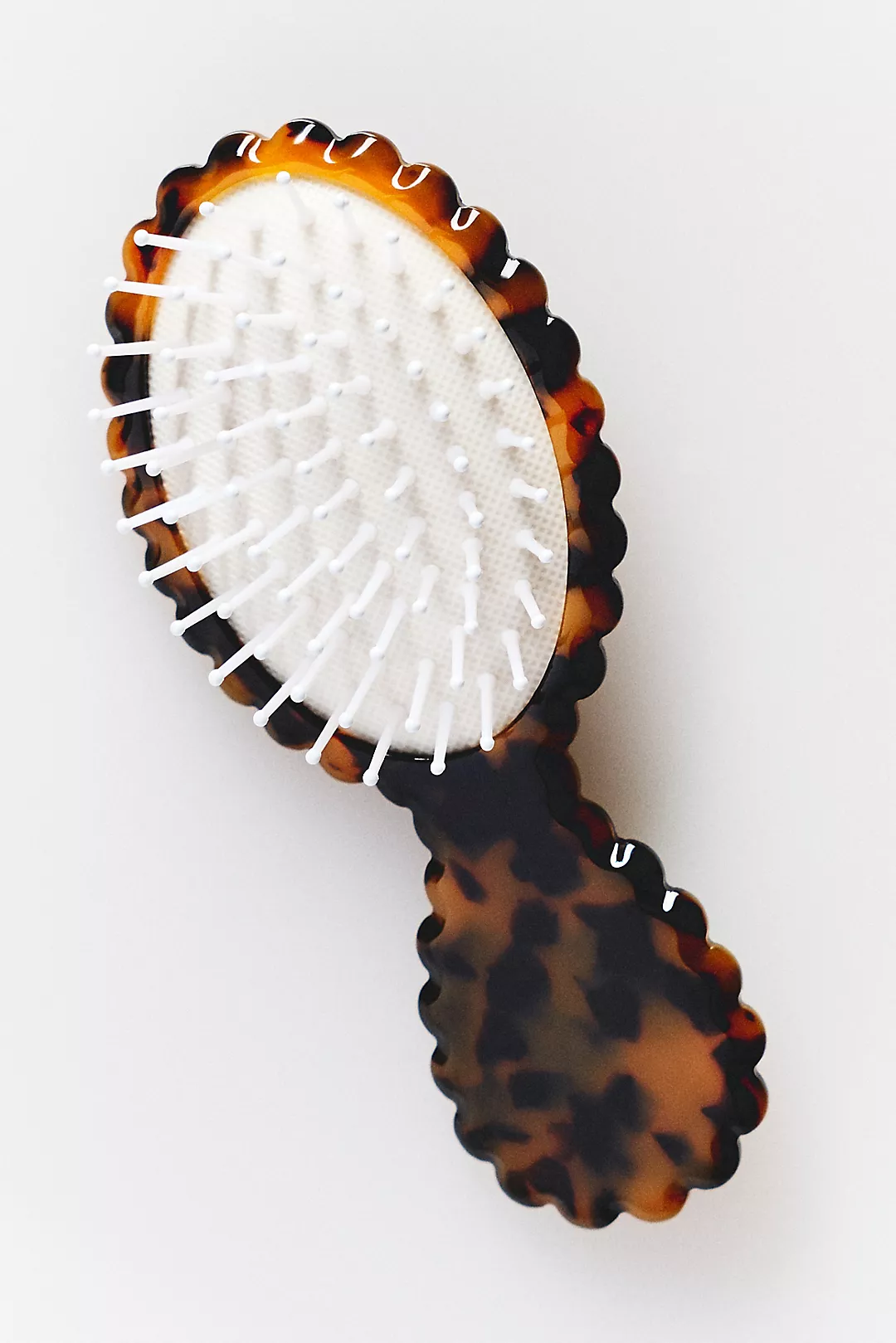 Mini Scallop Brush