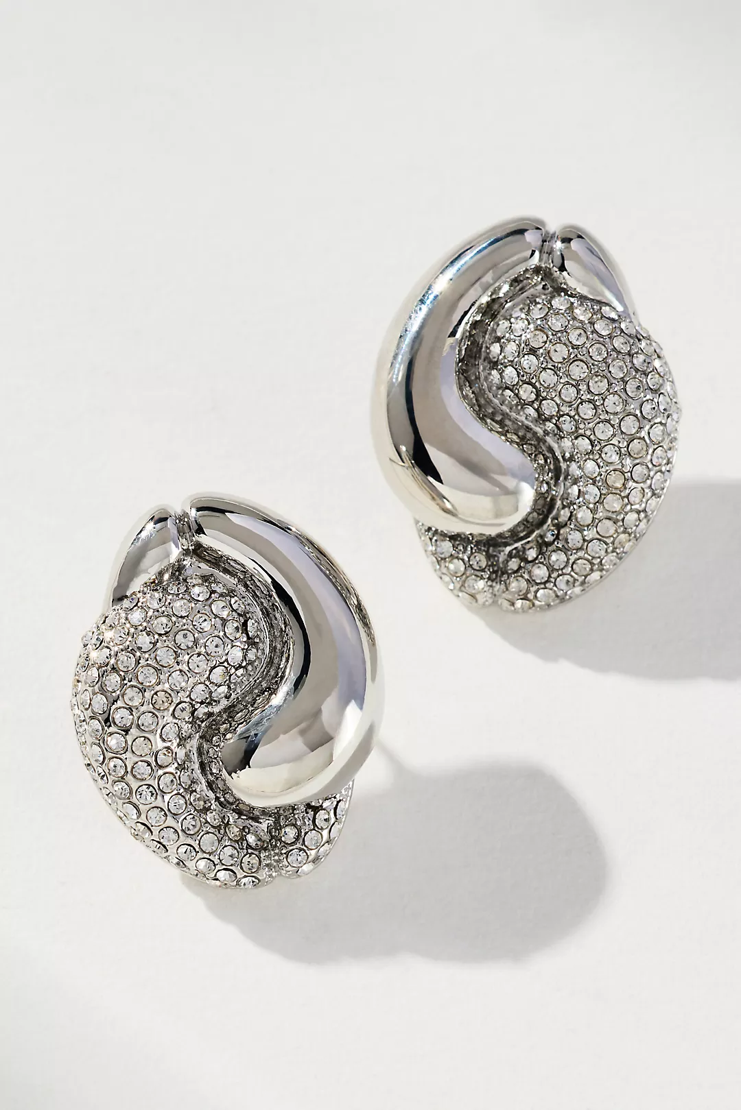 Contrast Curved Teardrop Post Earrings