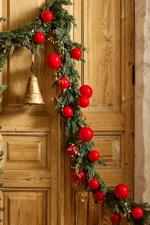 Shatterproof Bauble Garland