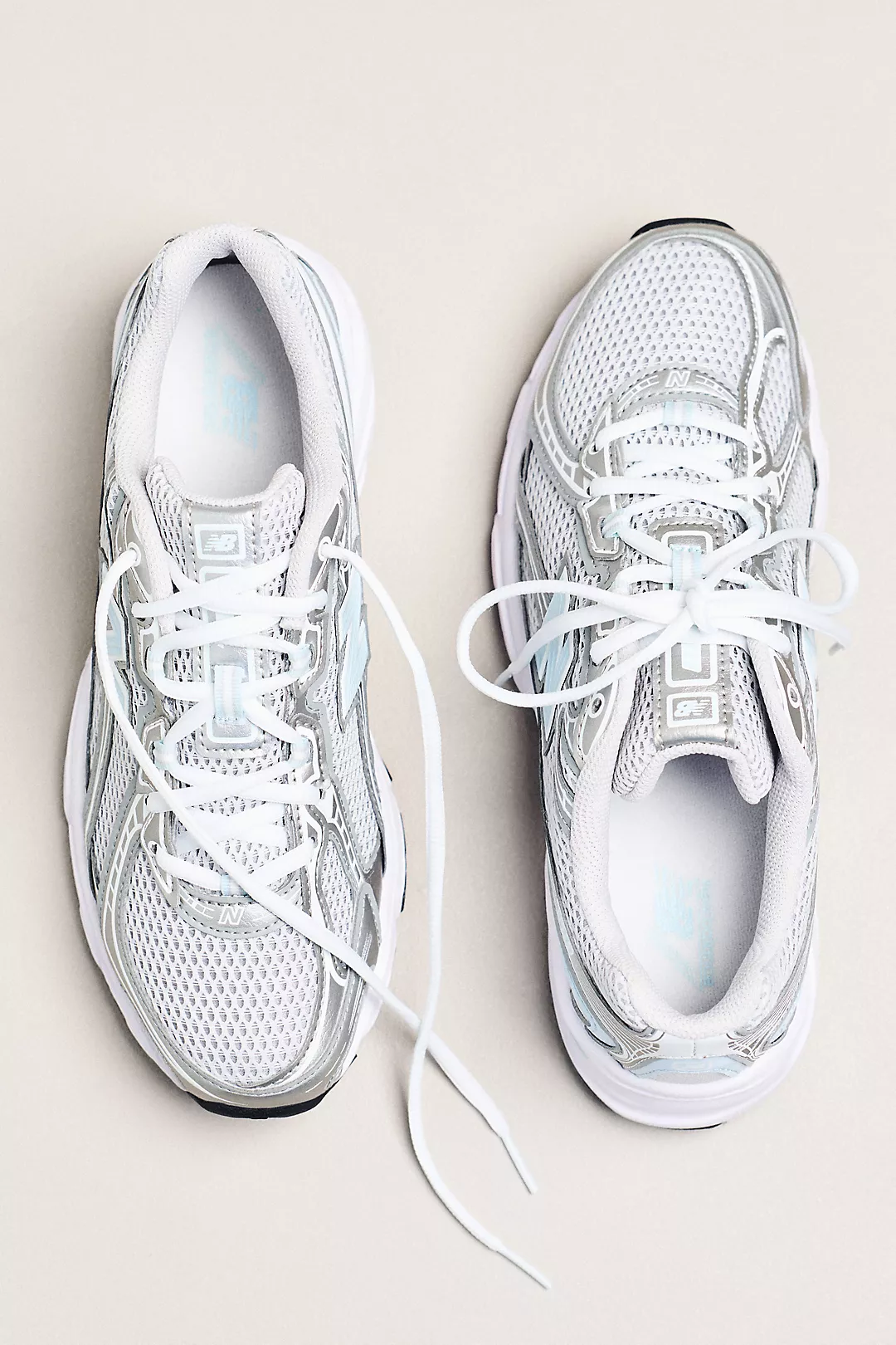 New Balance 740 Sneakers