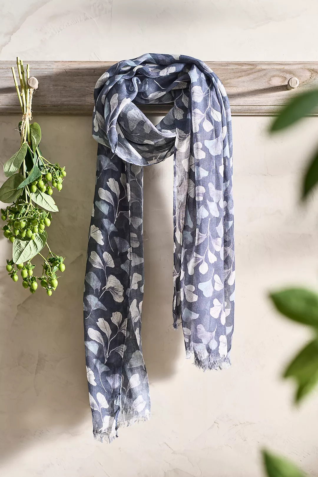 Ginkgo Leaves Wool Scarf