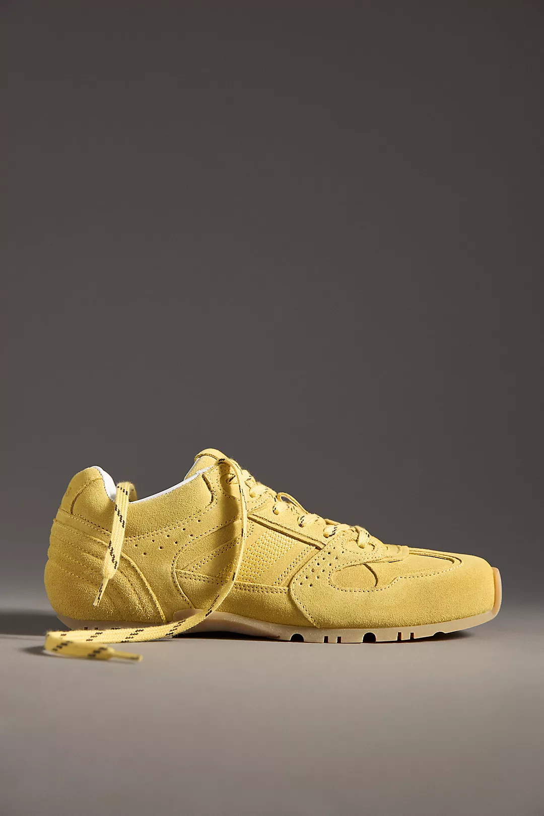 ALOHAS Tb.56 Suede Sneakers