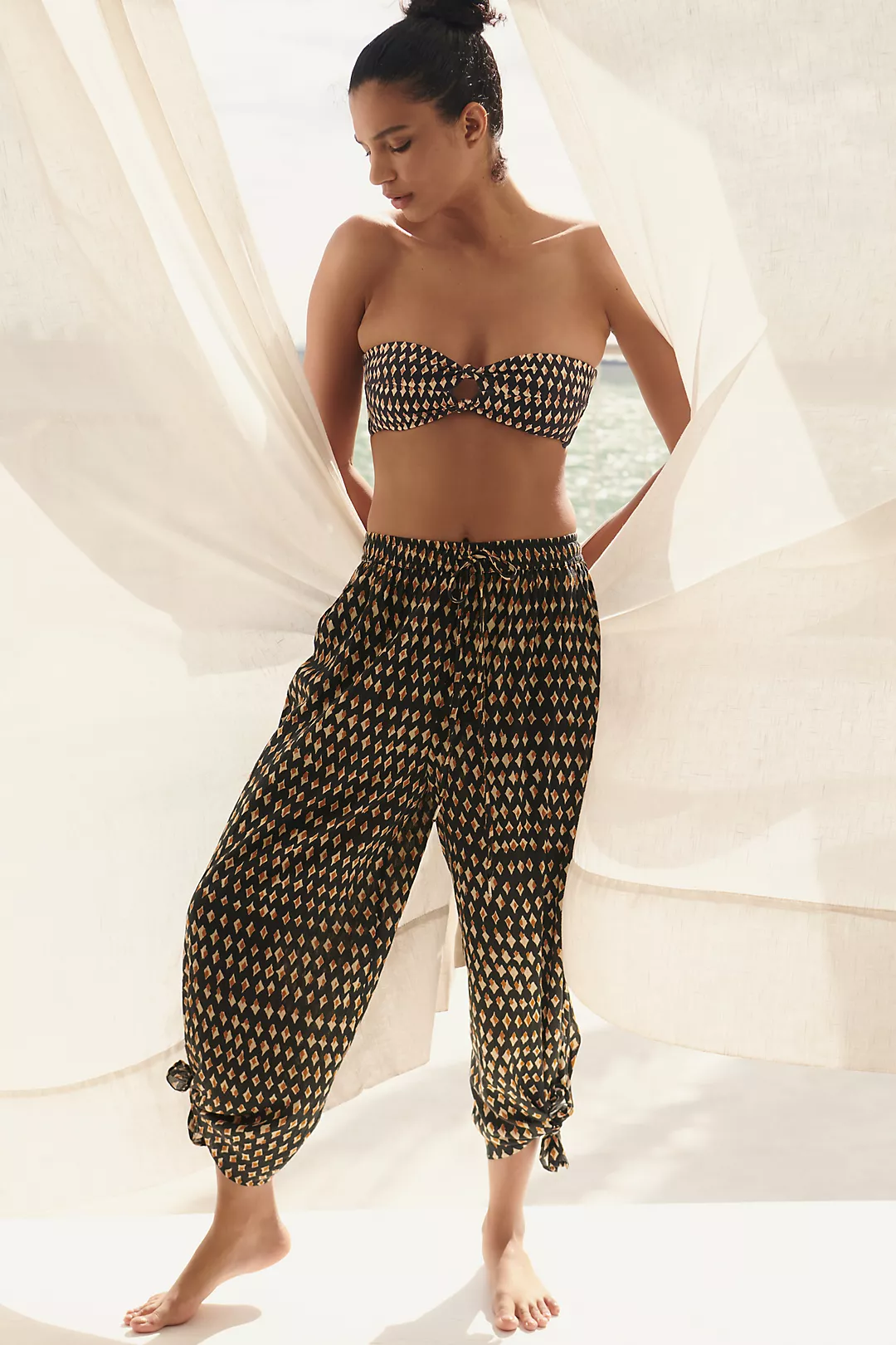 Graham Keegan Raw-Edge Knot Joggers