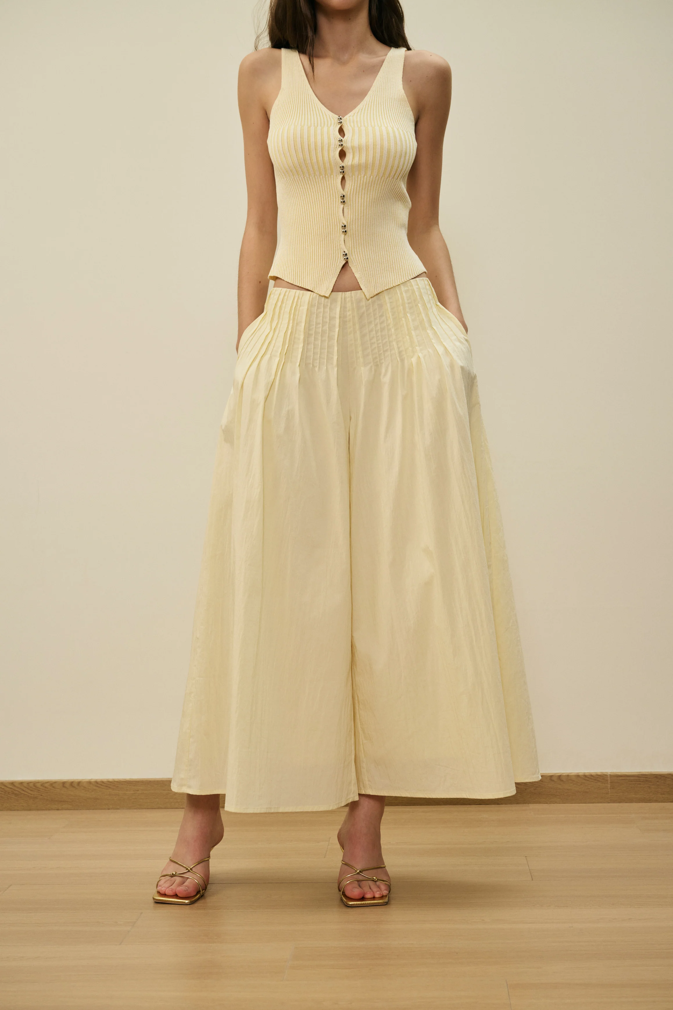 Tuck detail culotte pants