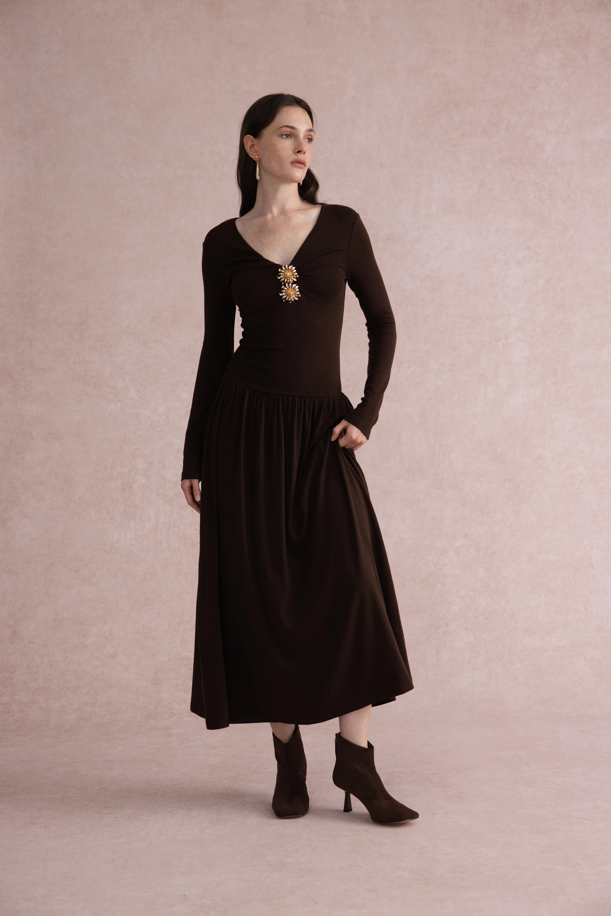 V-neck long sleeve maxi dress
